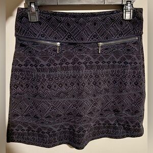 Patterned Black Mini Skirt